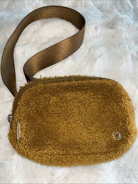 lululemon athletica Mustard Sherpa Crossbody Pouch with Brown Strap
